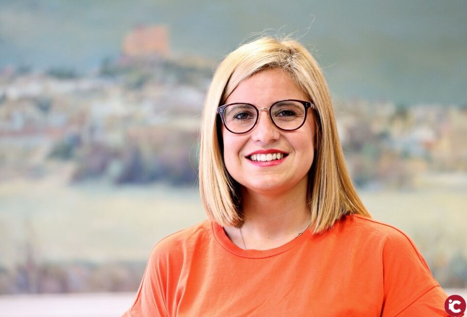 La alcaldesa lanza un mensaje de tranquilidad a la comunidad educativa tras los tres positivos en dos colegios y un instituto de Petrer
