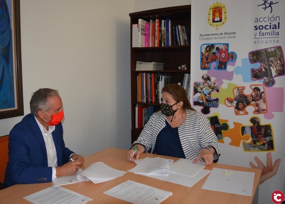 Acción Social suscribe un acuerdo con Cruz Roja para colaborar ante situaciones de emergencia