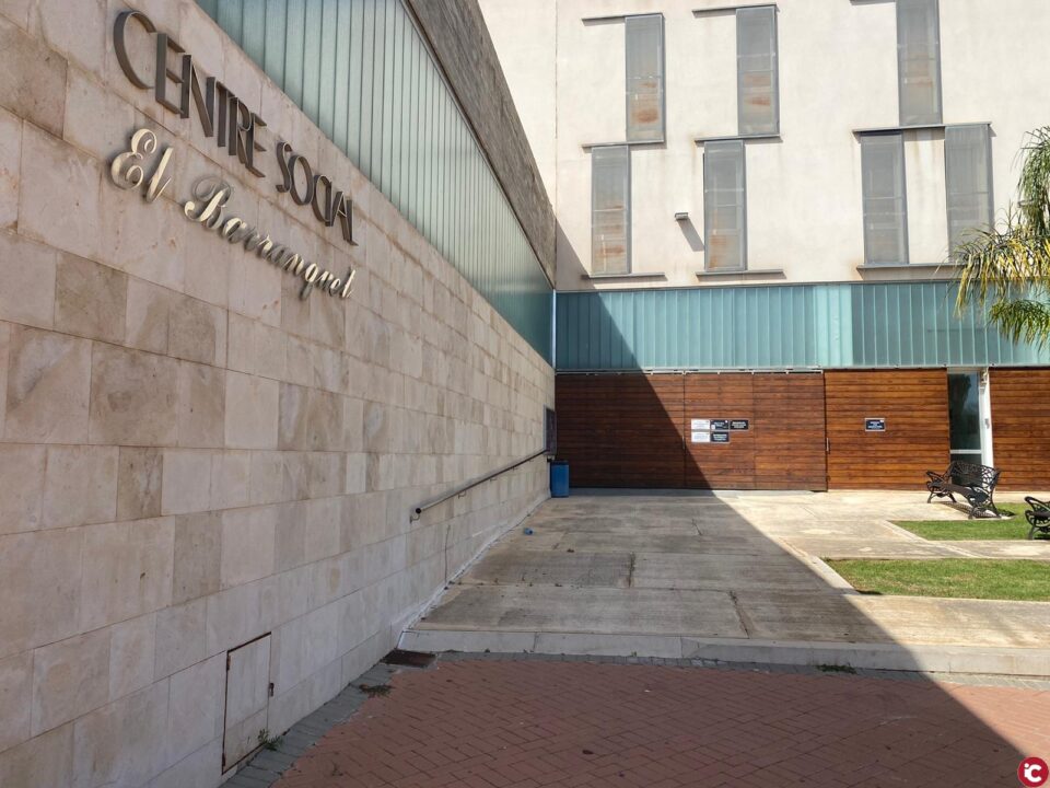 El Ayuntamiento de El Campello cierra cautelarmente el Centro Social El Barranquet tras dar positivo en Covid un empleado público