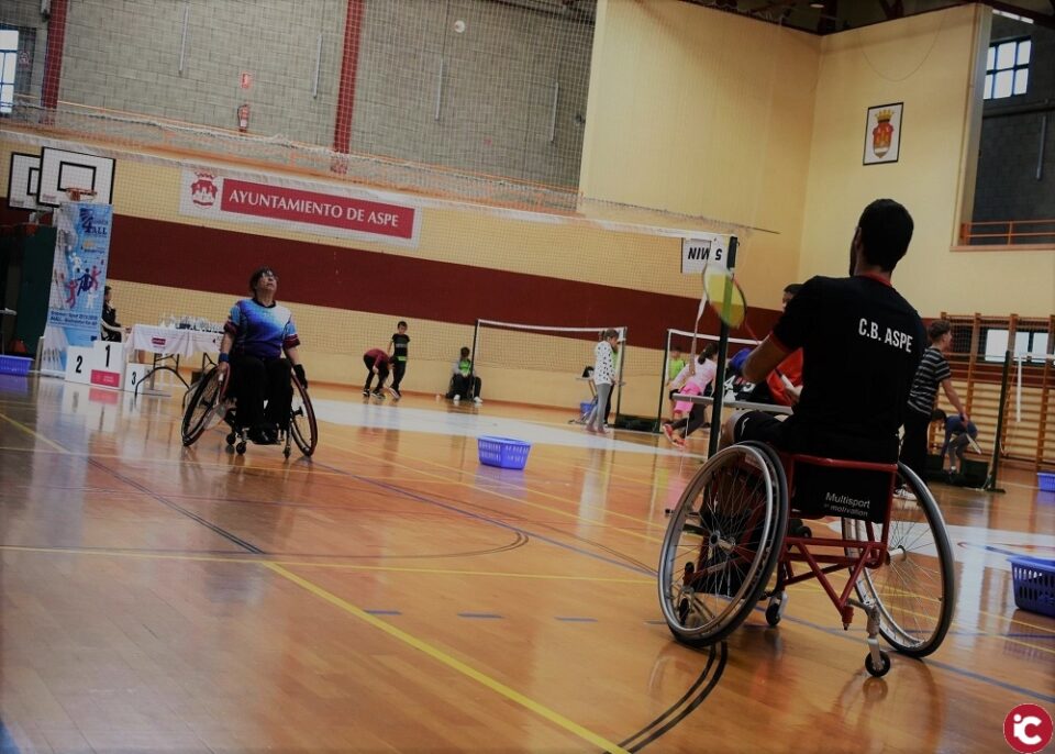 El Ayuntamiento renueva el convenio con la Academia de Parabádminton