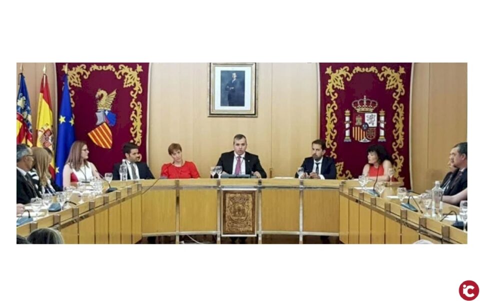 El Ayuntamiento de Aspe sigue con su línea de bajada de impuestos