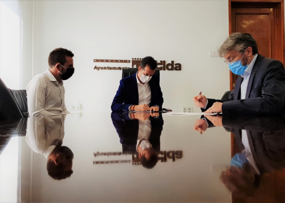 El Ayuntamiento de Elda firma la renovación del convenio de colaboración con el Centro