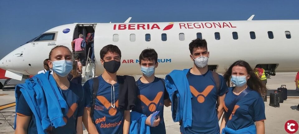 Los jugadores junior del Club de Bádminton de El Campello se desplazan a Oviedo para disputar el Iberdrola Spanish