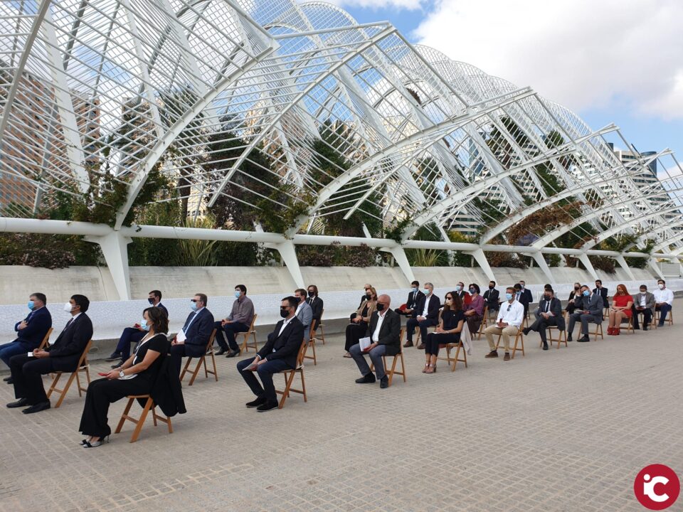 Villena participa en el homenaje a las víctimas del Covid por el 9 de octubre