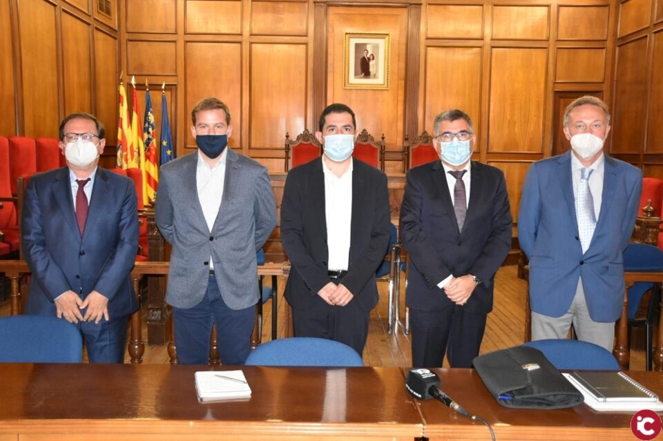 Anunci de les obres d'Adif en diferents trams de la línia Xàtiva-Alcoi i pla alternatiu de transport