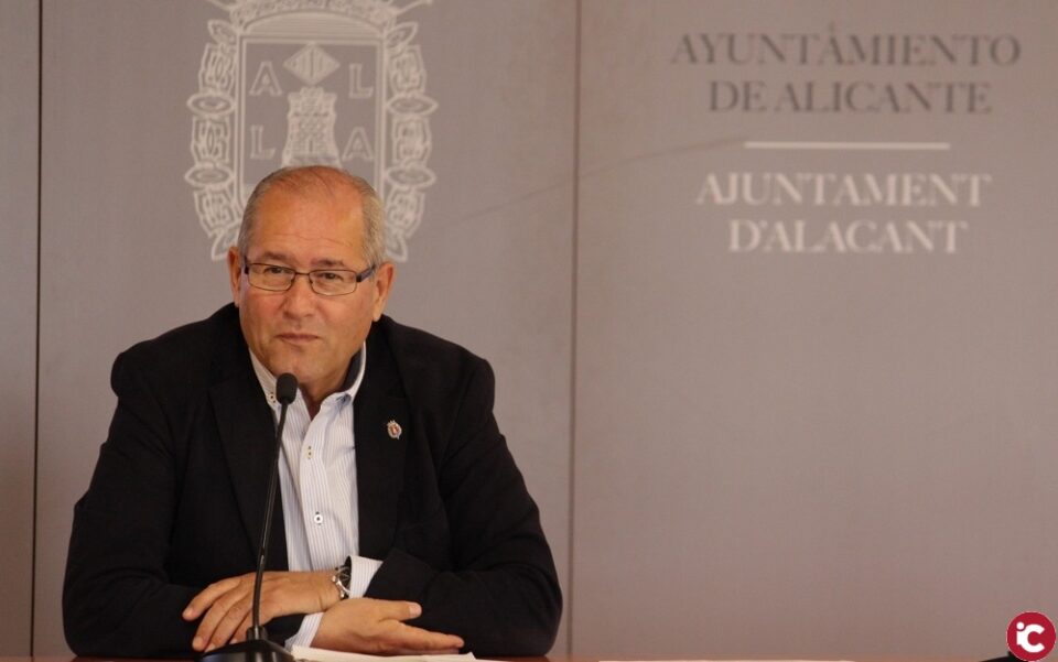 El Ayuntamiento pide a los ciudadanos adelantar la visita al Cementerio para evitar el domingo 1 de noviembre aglomeraciones en Alicante