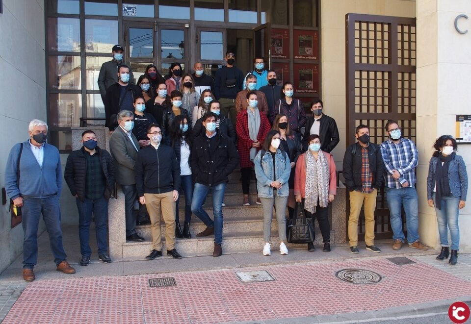 Emotiva despedida de los jóvenes contratados con los programas de empleo