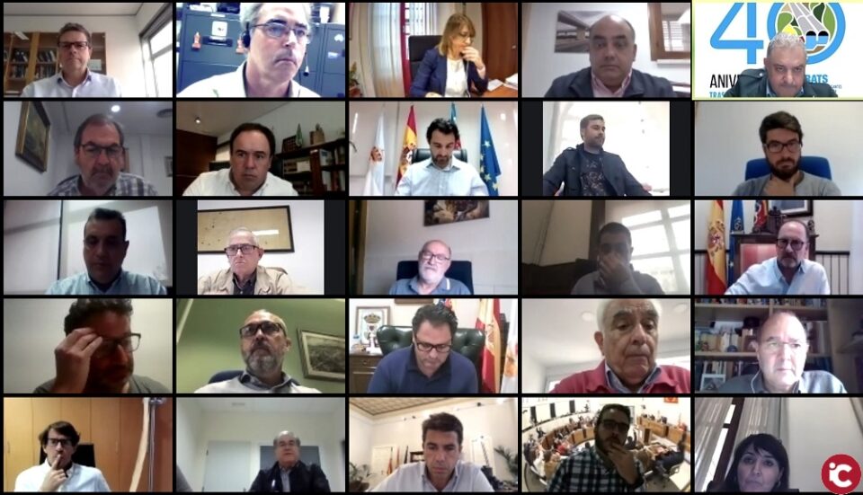 Frente común de la Comisión del Agua de la Diputación en defensa de los regantes ante los ataques al Tajo-Segura