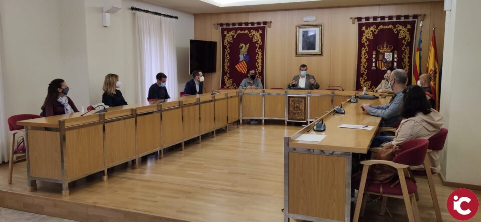 El Ayuntamiento de Aspe firma los acuerdos con centros escolares del municipio