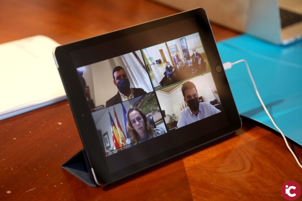 La Diputación de Alicante y la de Málaga se alían para impulsar el desarrollo de corredores turísticos seguros