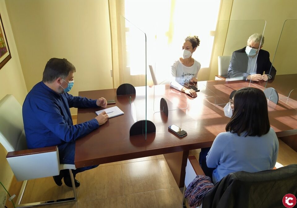 Reunión para dar prioridad a doblegar la curva de contagios
