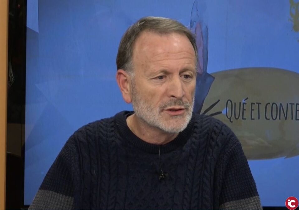 El escritor Pedro Villar publica su nuevo libro Las ranas saben cantar