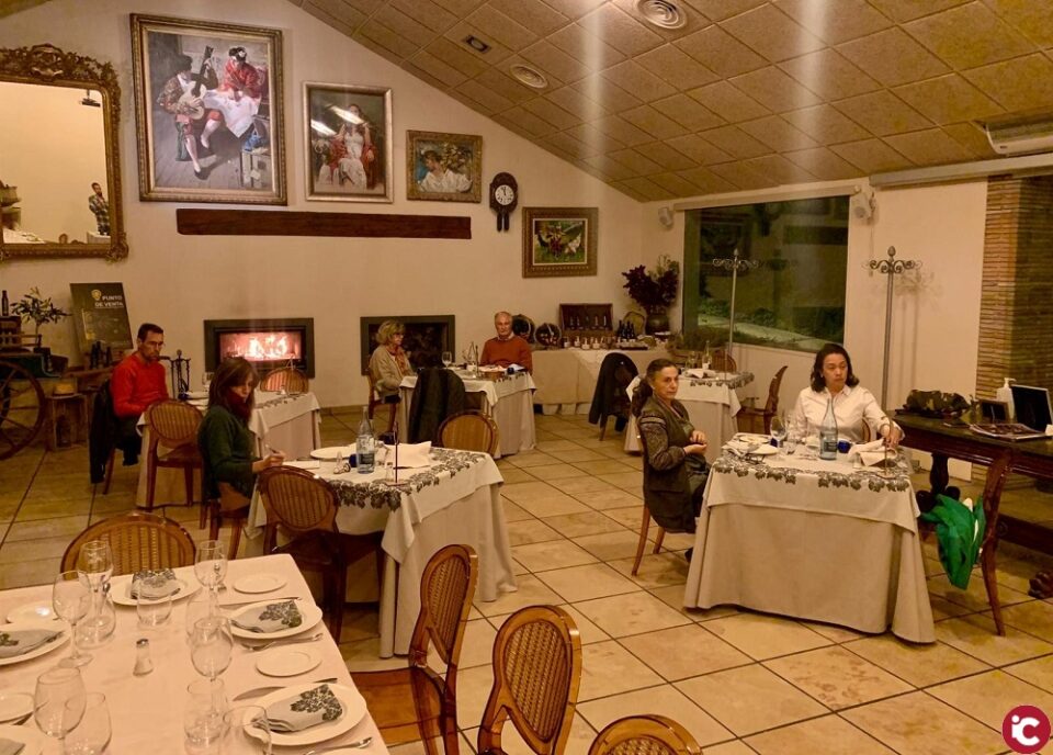 Cupo completo en el curso de gestión de alojamientos turísticos