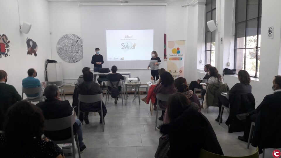 Tots els departaments de l'Ajuntament ja són accessibles per a les persones sordes