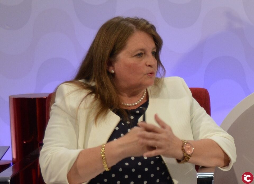 La concejalía de Julia Llopis desarrolla Educar en Familia para formar a padres y madres frente a conflictos con escolares y adolescentes