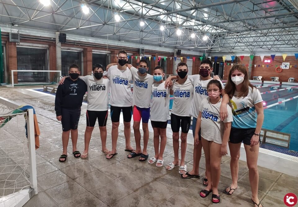 Primera jornada de competición para benjamines y alevines del Club Natación Villena