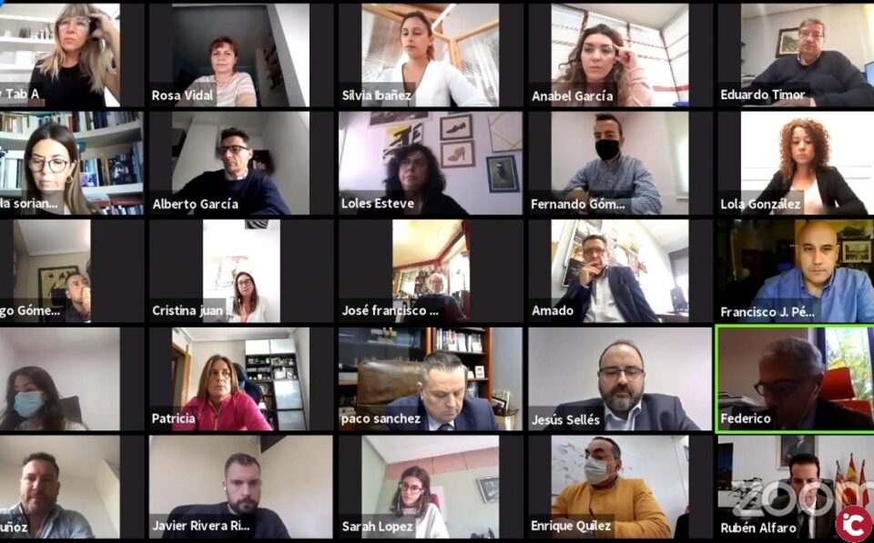 El Ayuntamiento de Elda celebra pleno extraordinario de manera telemática