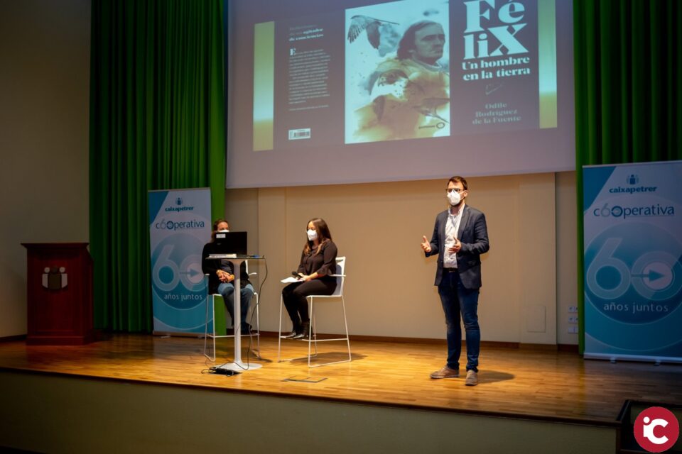 Cerca de 350 personas asisten a las 5 conferencias de la XXXIII edición del Otoño Cultural