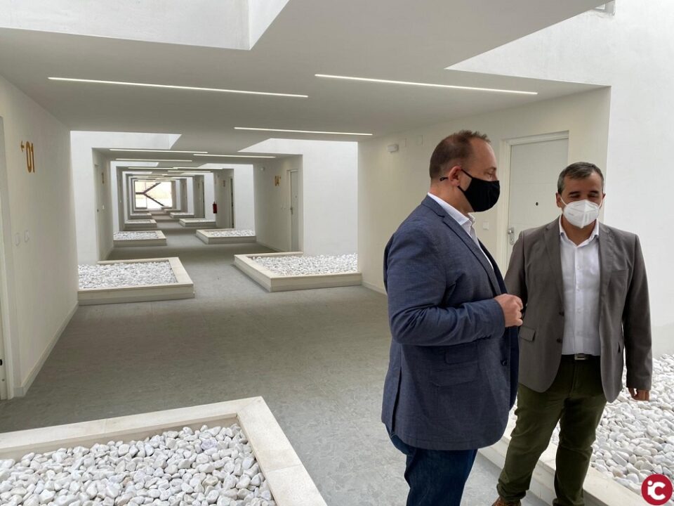 La Consellería de Vivienda y El Ayuntamiento de Aspe proceden a la adjudicación de 42 viviendas acabadas en la población