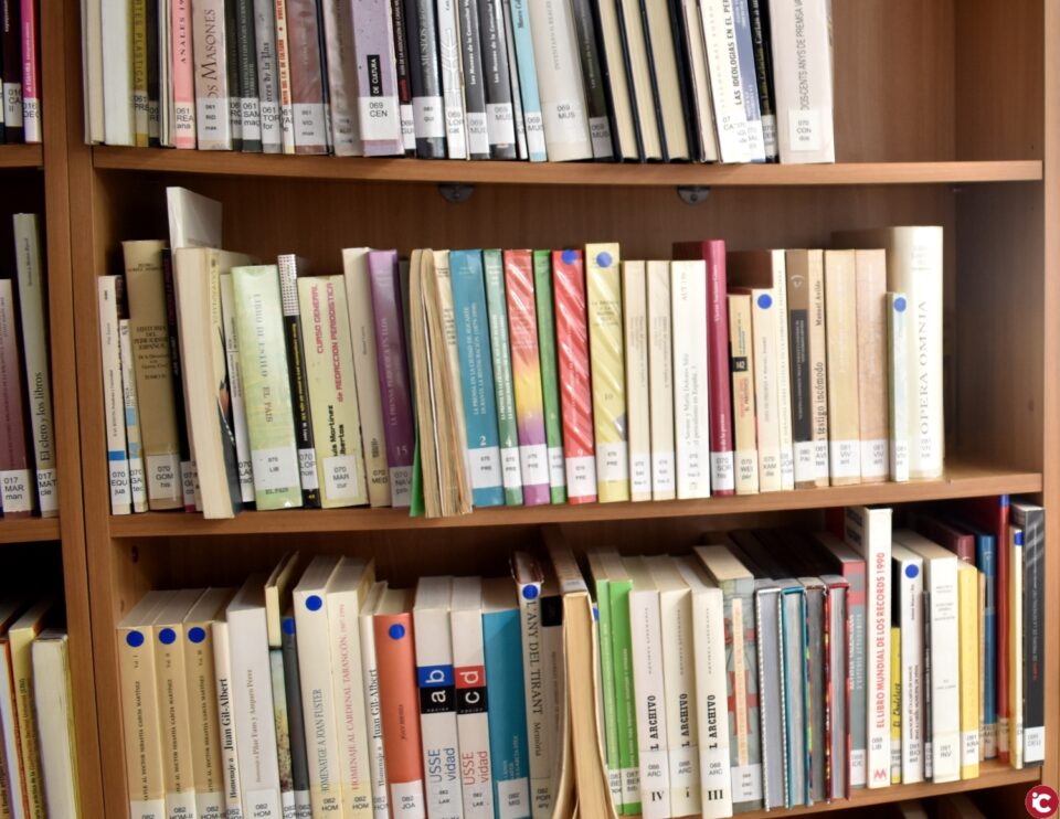 Las bibliotecas de Petrer reciben una subvención de más de 12.000 euros para ampliar su material bibliográfico