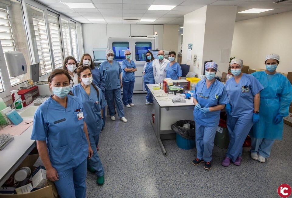 El General de Alicante triplica los equipos de diagnóstico del Servicio de Microbiología desde el inicio de la pandemia