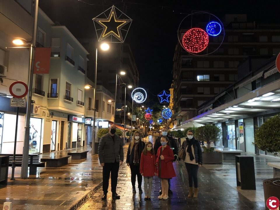 Queda inaugurado el alumbrado de Navidad 2020 en San Vicente