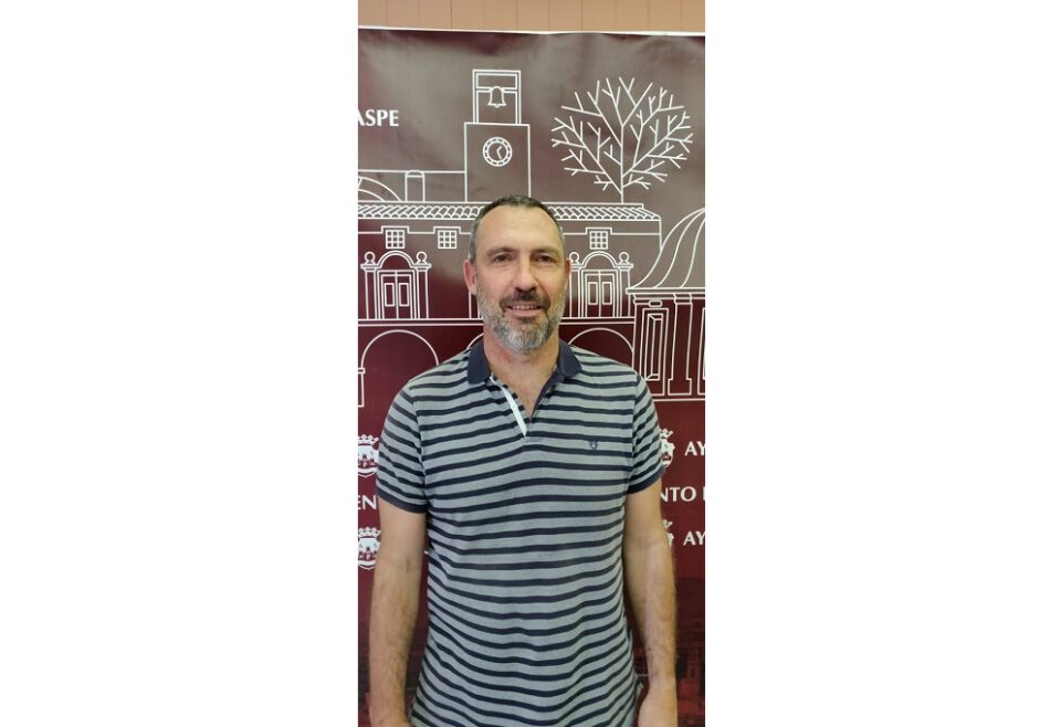 El Ayuntamiento de Aspe repara las juntas de dilatación del puente Ramón Berenguer