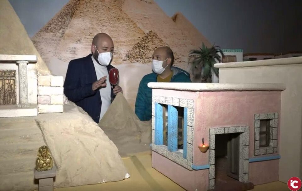 Ya se está montando el gran Belén de la Parroquia de Santa Rosa