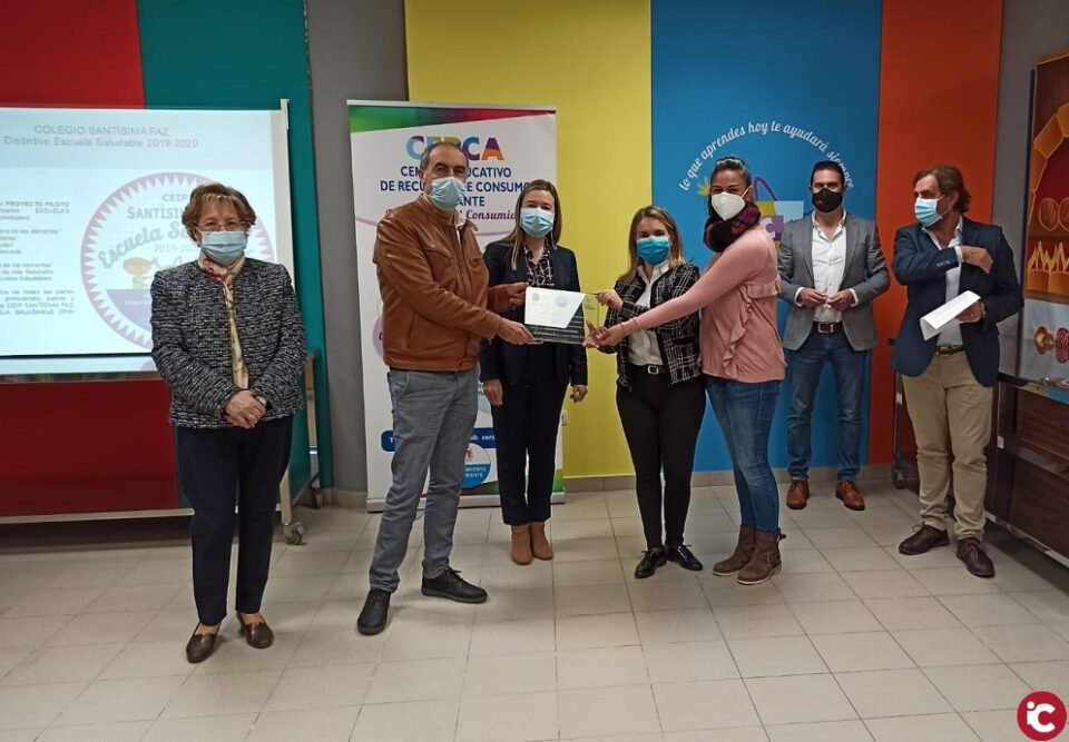 El Ayuntamiento entrega los premios 'Alicante Escuelas Saludables' a los CEIP Eusebio Sempere
