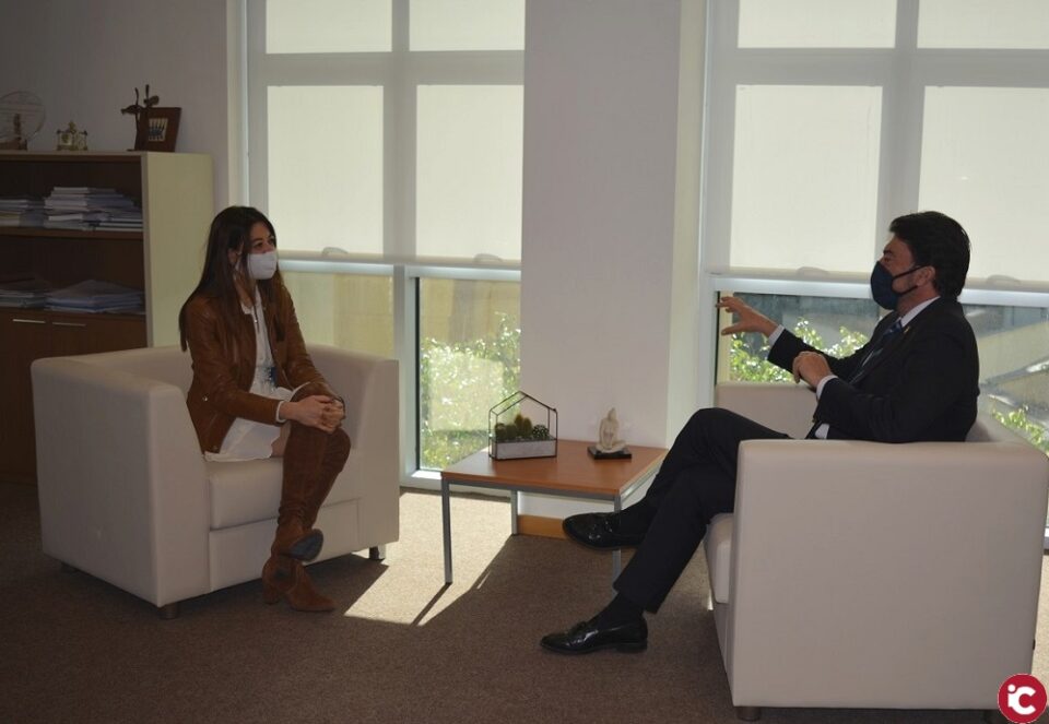 Ayuntamiento y conselleria de Innovación reforzarán su colaboración para convertir Alicante en centro de referencia en tecnología digital
