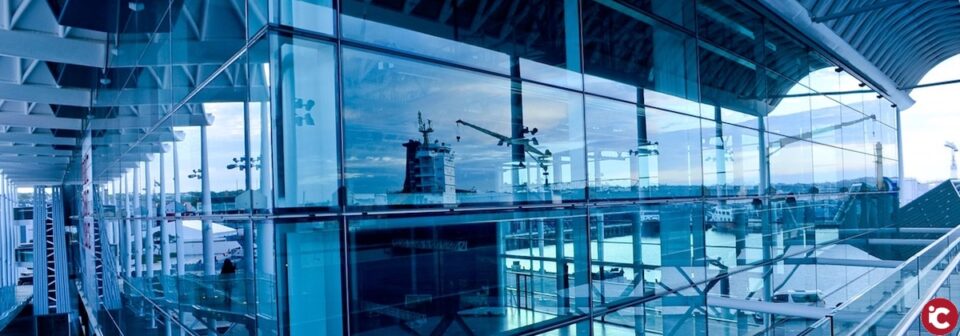 L'Aula de la Ciència i la Tecnologia de la UA analitza com recuperar el sistema nacional de salut després de la desestabilització provocada per la COVID-19