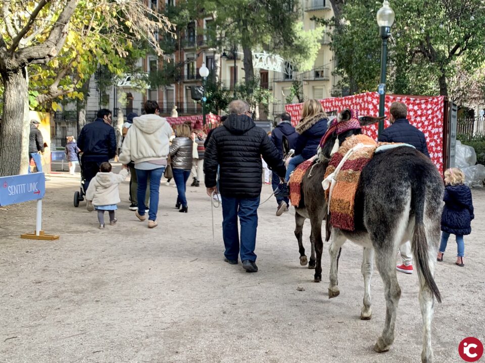 El Mercat de Nadal supera els 10.000 visitants