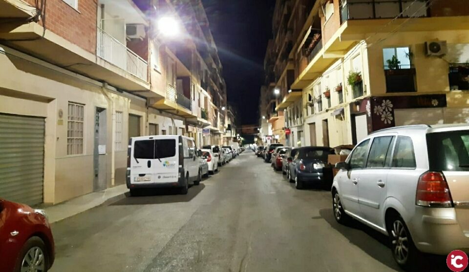 El Ayuntamiento de Elda renueva el alumbrado del sector Trinquete y Cruz Roja con la instalación de más de 140 puntos de luz de tecnología LED