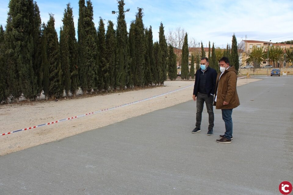 El Ayuntamiento pavimenta con hormigón la Vereda del Camino Viejo de Jijona