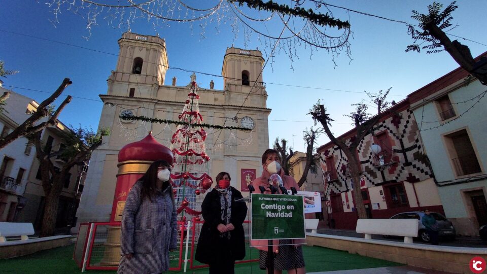 Servicios Sociales organiza actividades navideñas para mayores que viven solos
