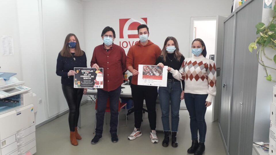 Solidaridad y entretenimiento marcan la agenda del Espacio Joven en Navidad