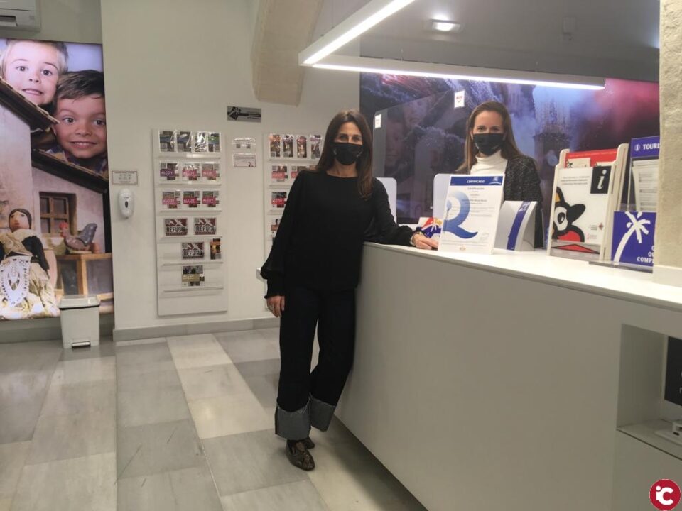 La Tourist Info de Alcoy renueva la 'Q' de Calidad Turística
