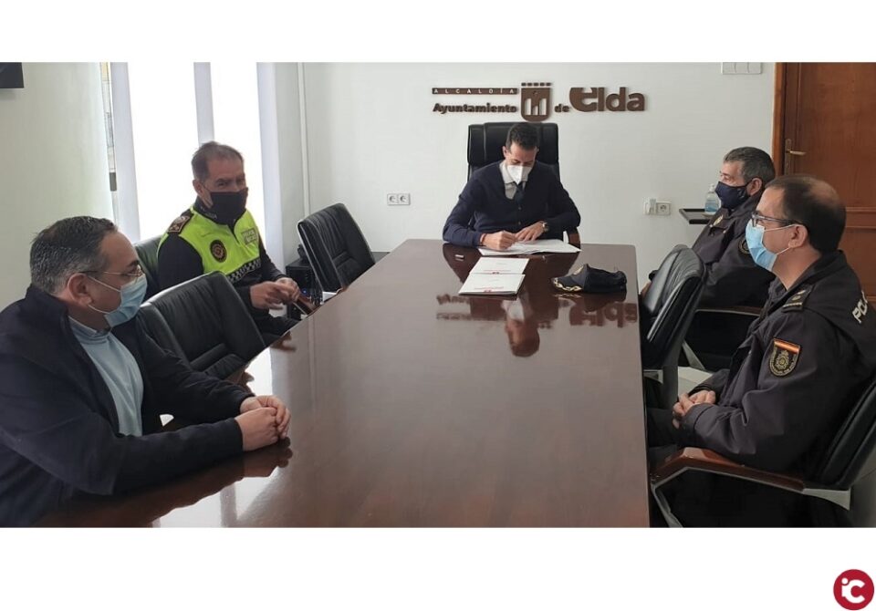 El Ayuntamiento de Elda firma la actualización del protocolo de Colaboración para la Protección de Víctimas de violencia de género