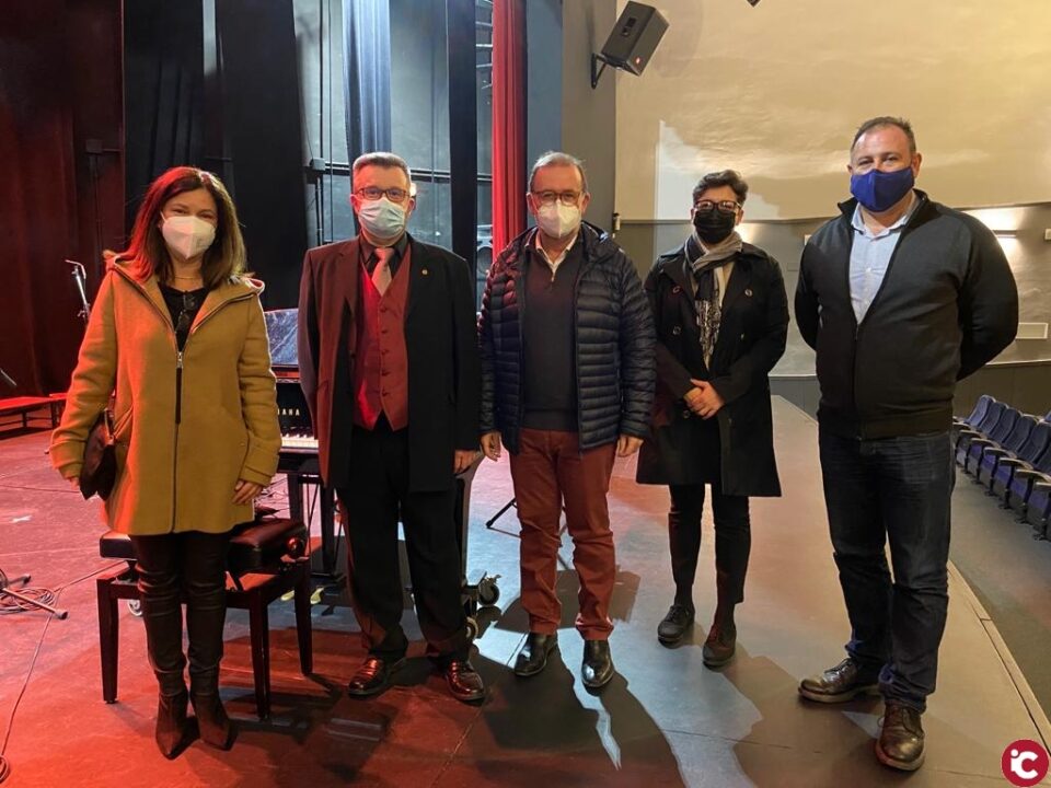 Entrañable concierto navideño de la Coral Casino Campello