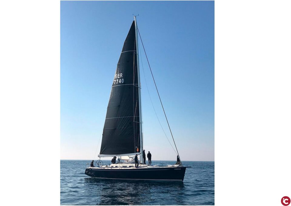 El velero Foxy Lady del Club Náutico Campello