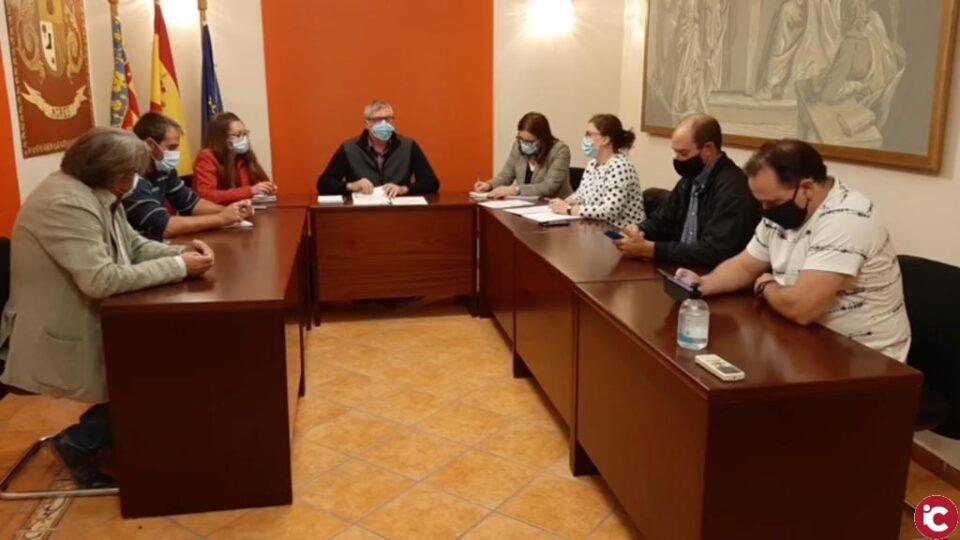 El alcalde de Compromís en Agres