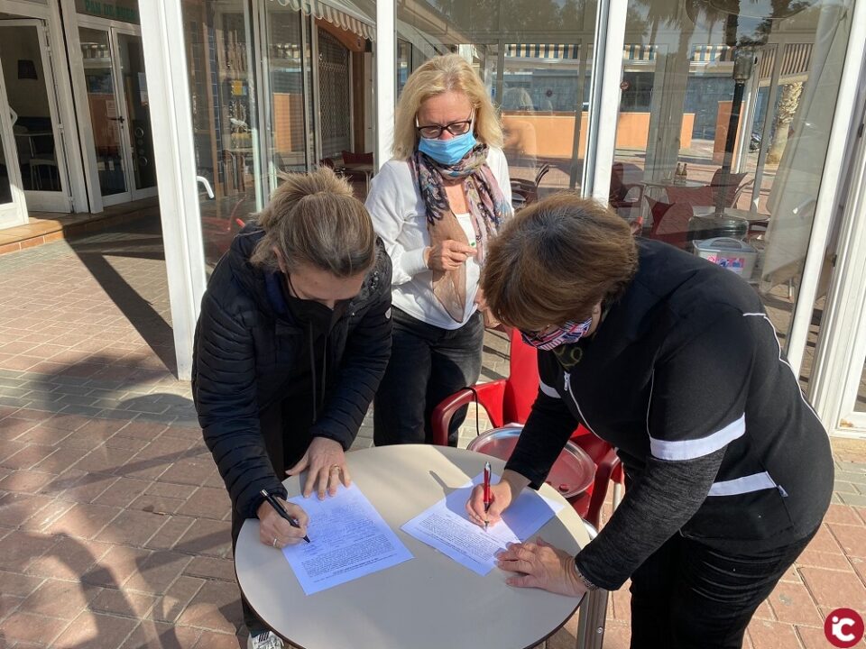 Los vecinos de El Campello se movilizan contra el cierre del consultorio médico de Muchavista decretado por la Generalitat