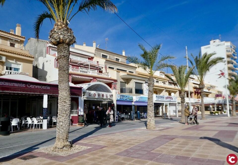 Comercio y Turismo de El Campello estudian nuevas ayudas directas para el sector hostelero y comercial