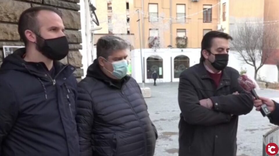 Los hosteleros se unen para protestar por el cierre del sector