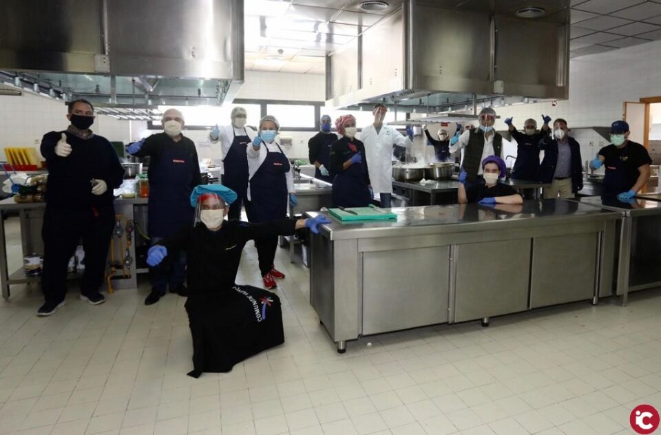 Alicante Gastronómica Solidaria sigue llevando menús a los más necesitados