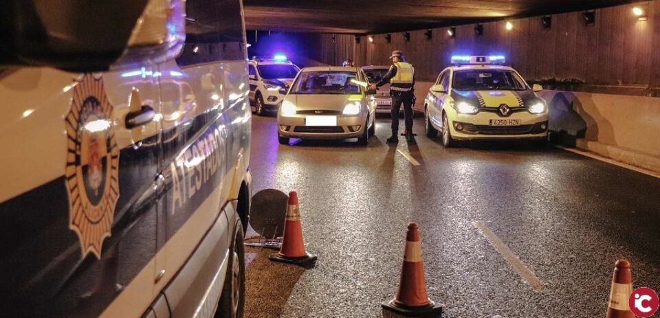 La Policía Local impone 16 denuncias por no llevar mascarillas e incumplir el toque de queda en Alicante