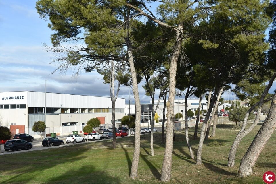 Petrer pretende convertir sus polígonos en las primeras áreas industriales con zonas verdes y de esparcimiento para los trabajadores de la comarca