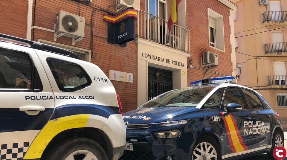 La Policía Nacional de Alcoy detiene a un individuo por cometer la tradicional y conocida estafa piramidal