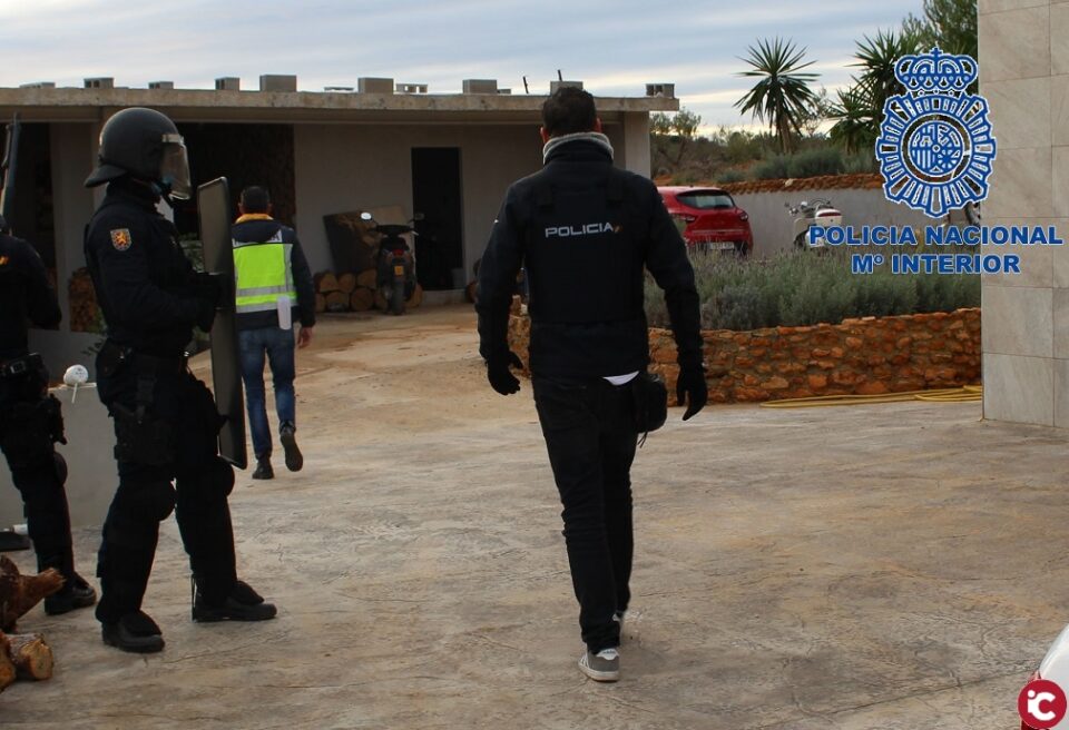 La Policía Nacional detiene a 15 personas en una operación contra el favorecimiento de la inmigración ilegal a través de contratos ficticios