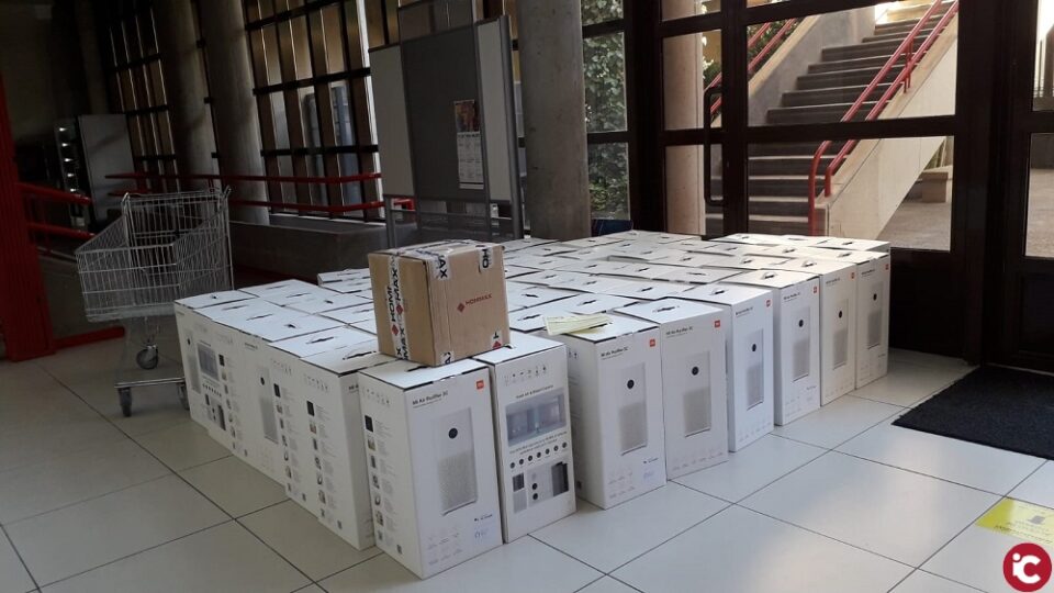 La Concejalía de Educación reparte 62 filtros Hepa y 59 medidores más de CO² en los centros educativos de Villena